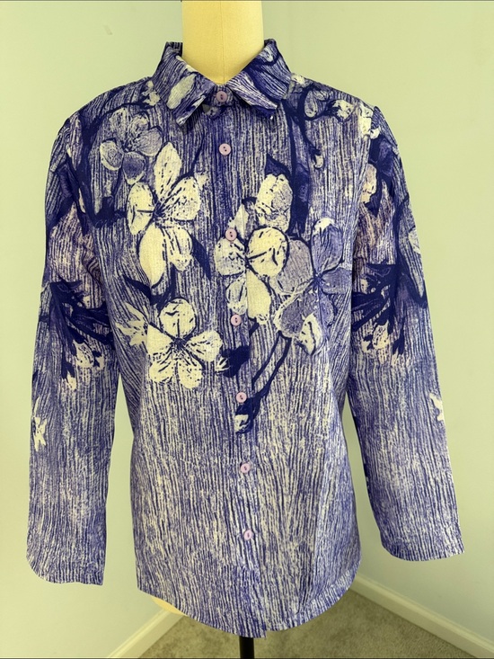 No Brand Tops - Women’s Purple Floral Button-Down shirt SZM